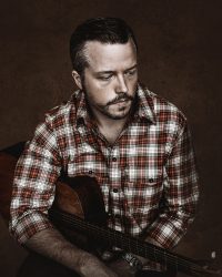 Hộp Nhạc Jason Isbell Nhắm Mắt Mà Chạy